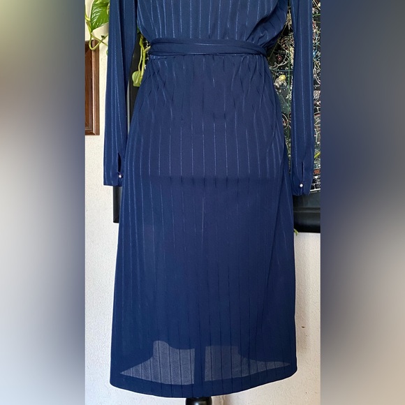 VTG Sheer Polyester Blue Dress. S/M. Belt. Elastic Waist. Tagless. - Picture 8 of 16